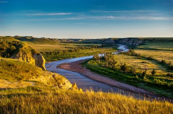 Fishing and Freedom: Discovering Stunning Scenic Routes on Your Next Trip